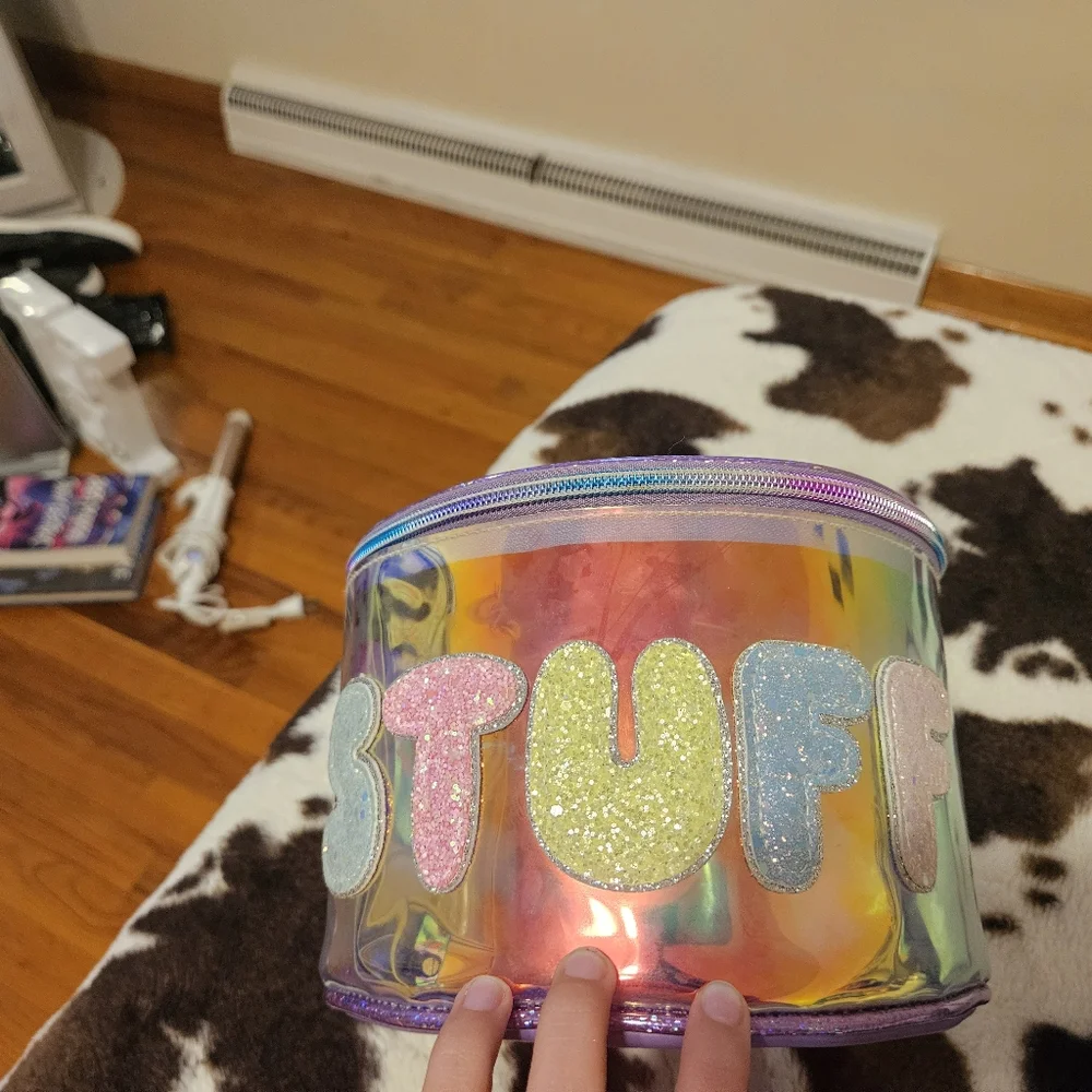 Stuff Metallic Round Glam Bag